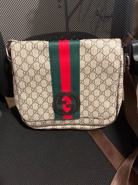 Gucci crossbody bag